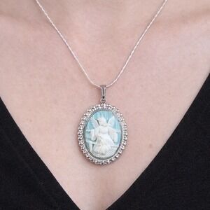 Vintage Angel Cameo Pendant Necklace Blue White Beaded Frame